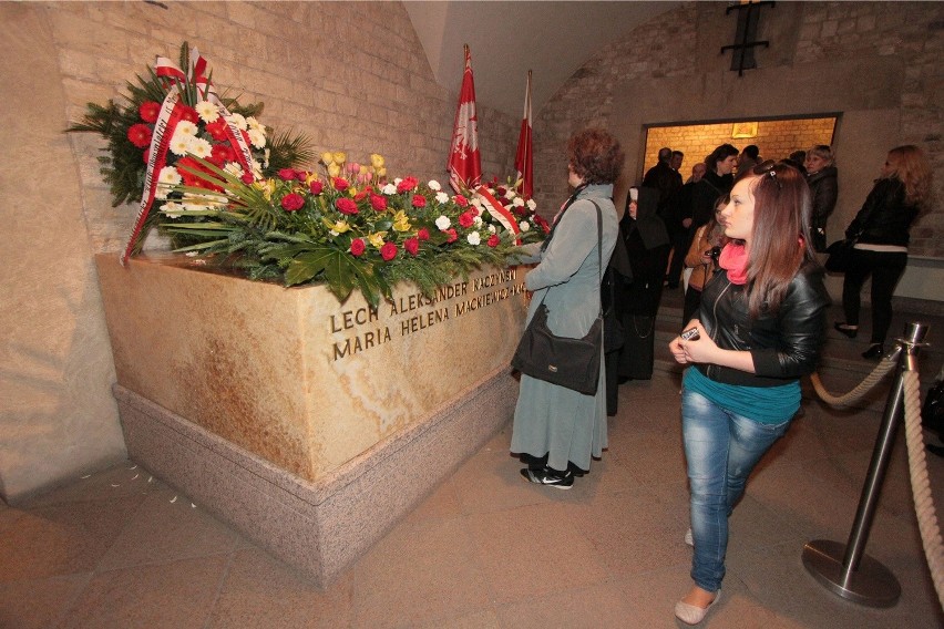 18.04.2012 krakow rocznica pogrzebu pary prezydenckiej maria...