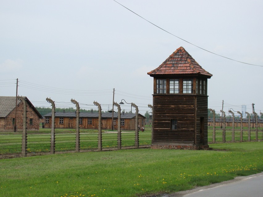 Oświęcim. Ponad 74 mln zł na bezpieczeństwo powodziowe Muzeum Auschwitz-Birkenau i okolicznych miejscowości