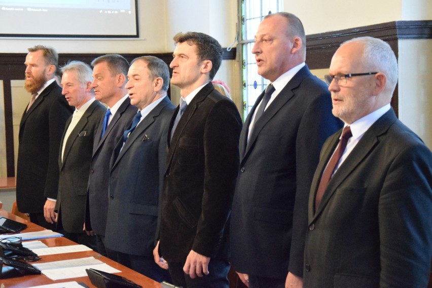 Inauguracyjna sesja rady powiatu kadencji 2018-23.