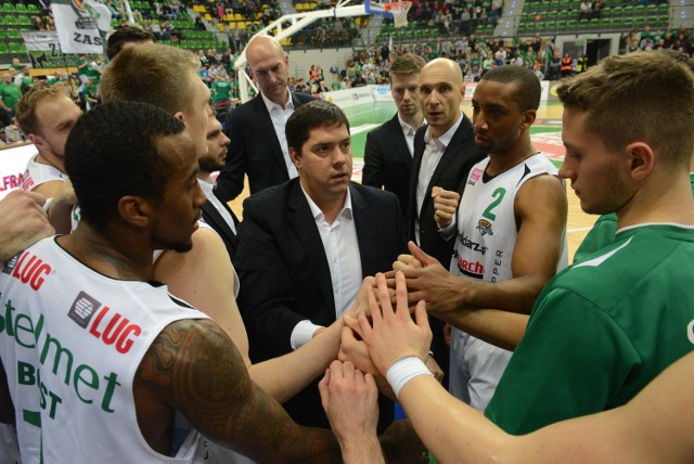 Stelmet BC Zielona Góra przegrał pierwszy w tym sezonie mecz w Tauron Basket Lidze. Mistrzowie Polski doznali dość wstydliwej porażki, bo z mizernym przeciwnikiem.