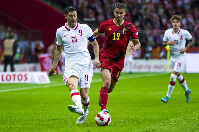 Robert Lewandowski przy okazji meczu Polska - Belgia rozmawiał o Barcelonie z asystentem selekcjonera "Czerwonych Diabłów"