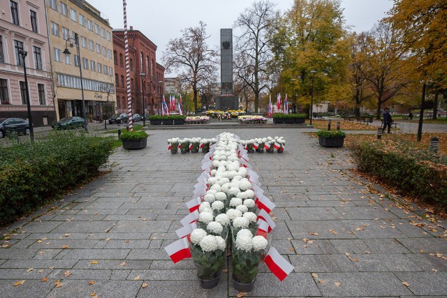 Pomnik, który początkowo czcił pamięć żołnierzy Armii Czerwonej ma być przeniesiony w inne miejsce - to jeden z przedstawionych pomysłów.