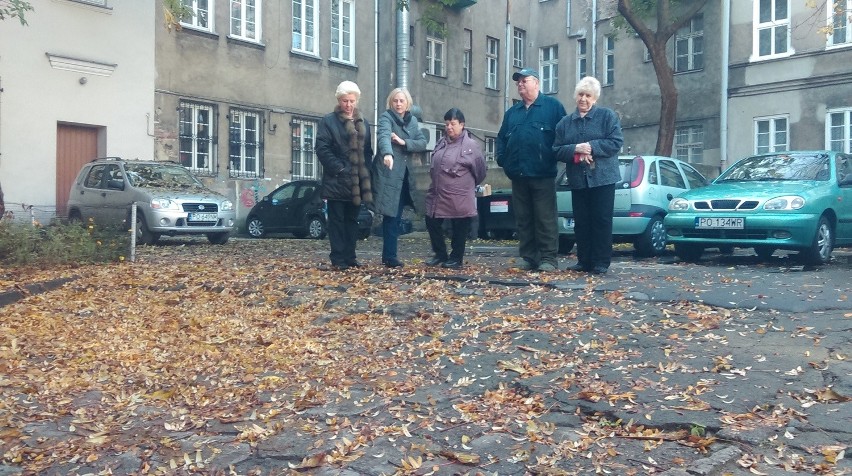 Poznań: Zniszczone podwórza przynoszą wstyd miastu