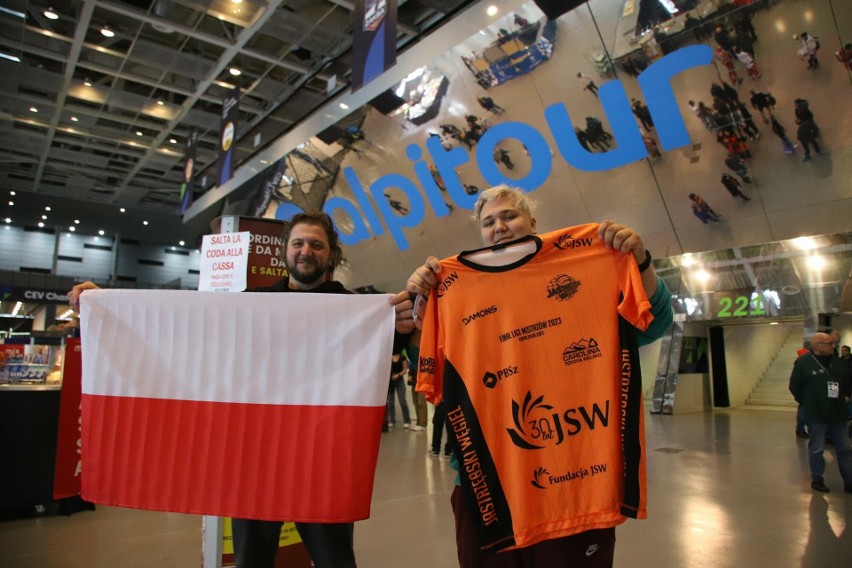 W Turynie Jastrzębski Węgiel wspierało kilkuset fanów.