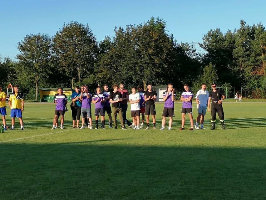 Sportowe emocje i dobra zabawa była na niedzielnych Dniach Gminy Głowaczów. Zobacz zdjęcia i film