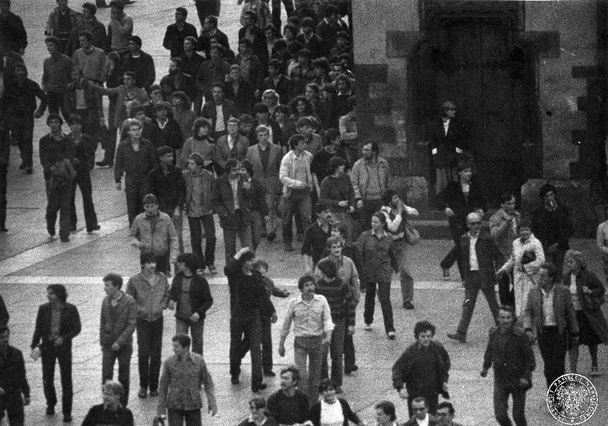 Protesty opozycji antykomunistycznej w dniu 13 maja 1982...