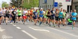 Bieg o "Złote Gacie" i Nordic Walking w Brzeszczach po raz 12. Na starcie kilkuset uczestników z Małopolski i Śląska. Zdjęcia i wyniki