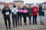 Free Hugs czyli darmowe przytulanie w Rynku w Skierniewicach