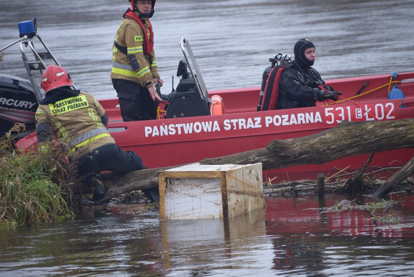 Tragedia w rzece Warcie pod Sieradzem. Wyłowiono ciało...