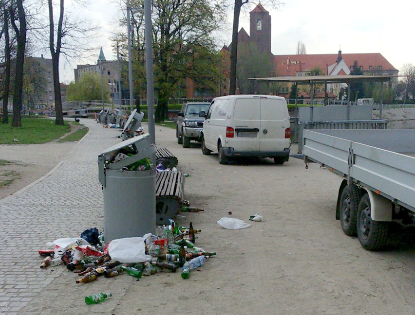 Tak wygląda Wyspa Słodowa po "studenckim czwartku"