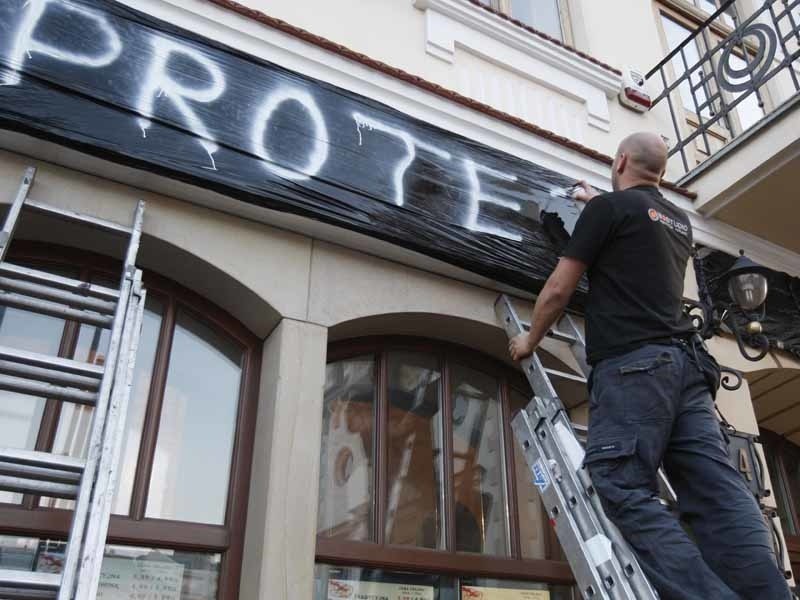 Protest restauratorów na rzeszowskim Rynku...
