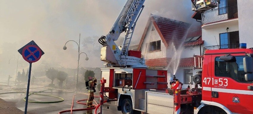Restauracja Łebska Chata w Łebie, która spłonęła w pożarze, działała bez pozwolenia na użytkowanie 