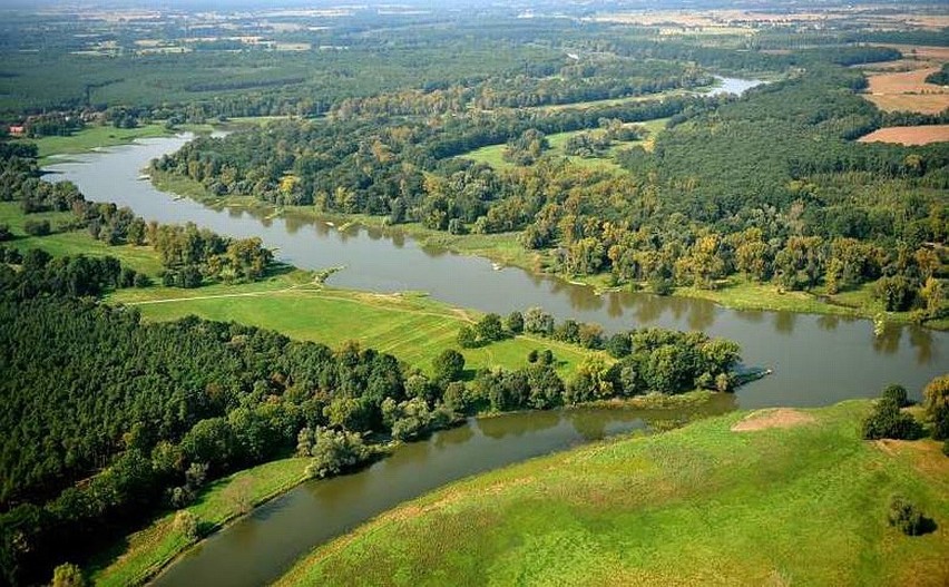 To największa lubuska rzeka i druga co do wielkości w...