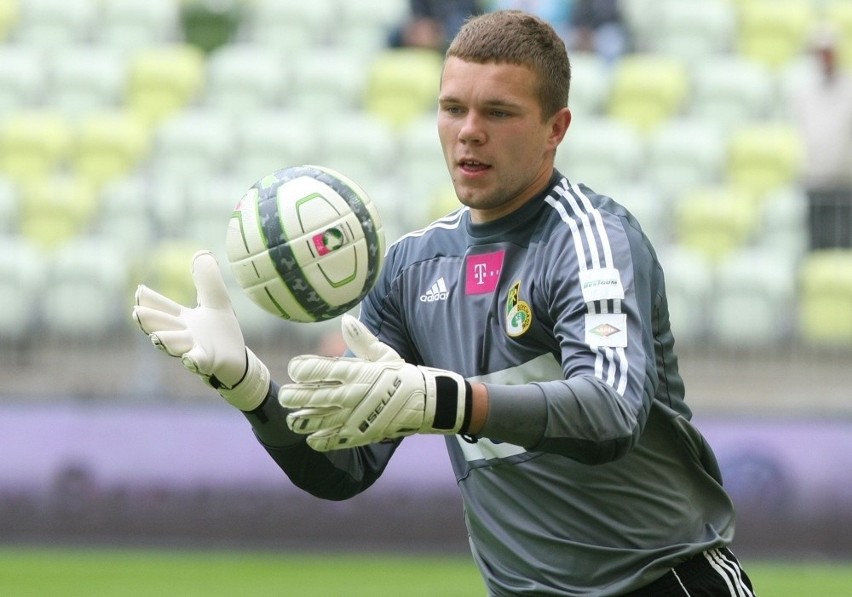 Emilijus Zubas (GKS Bełchatów) – dwa lata temu bronił...