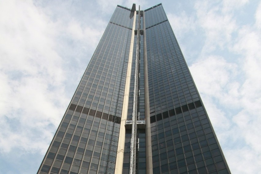 Wieża ma 210 m. wysokości