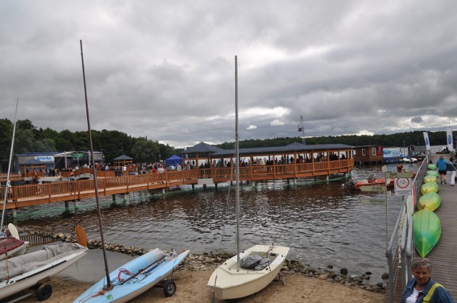 Sobotni wieczór na szczecineckim kąpielisku miejskim z zespołem Cree, już w następny weekend ze swoim Projektem Plaża zawita tu telewizja TVN.