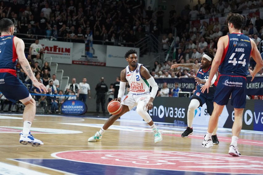 Anwil rozbił Twarde Pierniki w pierwszy meczu play off