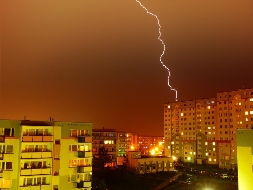 Ostrzeżenia IMGW. Uwaga! W nocy w regionie możliwe silne...