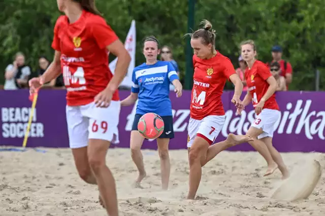 Piłkarki z Chojnic i Tczewa najlepiej poradziły sobie w eliminacjach do mistrzostw Polski w beach soccerze
