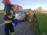 Wypadek na trasie Opole-Nysa. Na DK46 w Grabinie zderzyły się dwa samochody, jedna osoba ranna