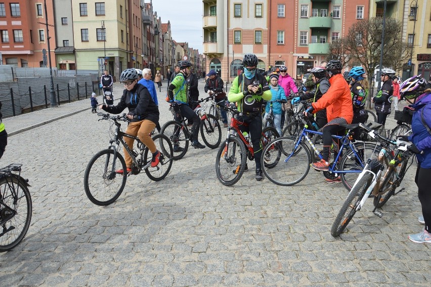 Na rowerach i z kijkami [FOTO]