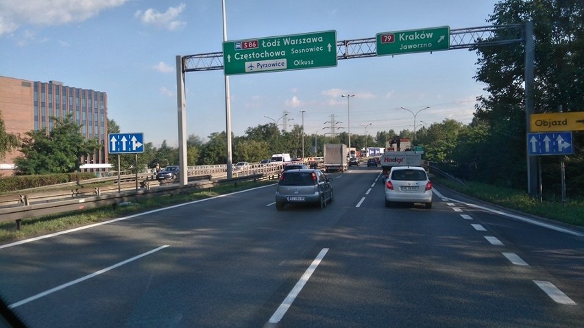 Wypadek na DK 86 w Katowicach
