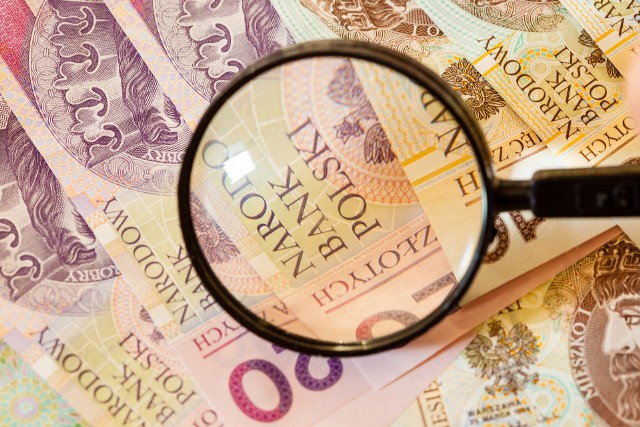 Polacy trzymają na rachunkach bankowych kwotę 789 mld złotych – wynika z majowego podsumowania przygotowanego przez NBP.