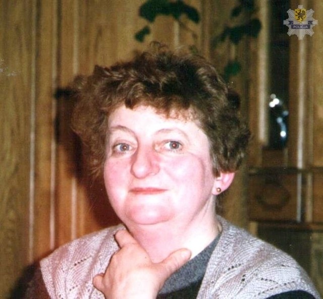Policjanci z komendy w Starogardzie Gdańskim poszukują 68-letniej Krystyny Bukowskiej, mieszkanki gminy Czarna Woda. Kobieta zaginęła 3 stycznia wieczorem, gdy wracała autem z Iwiczna do miejsca zamieszkania.