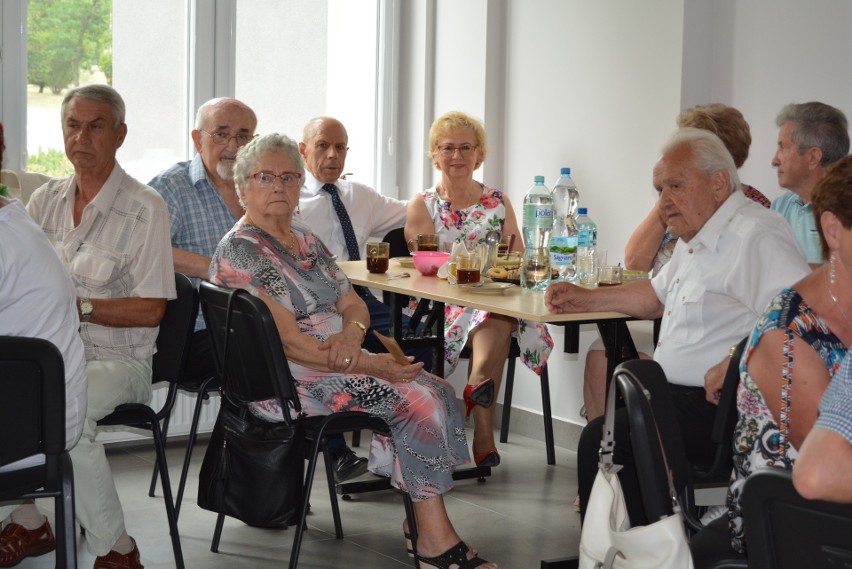 Klub Seniora w Ostrołęce zorganizował potańcówkę w Centrum Aktywności Seniorów. 3.07.2022