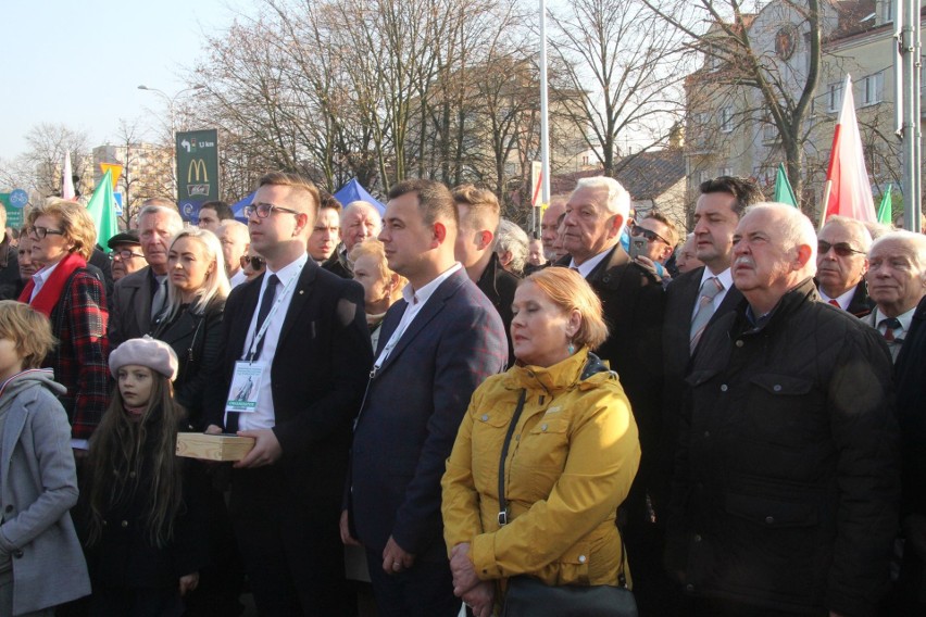 W Kielcach odsłonięto pomnik Wincentego Witosa [WIDEO, ZDJĘCIA]