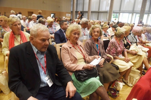 I Forum Seniora zorganizowano w trzech lubuskich miastach: Zielonej Górze, Gorzowie Wlkp. oraz Nowej Soli. Tegoroczna edycja będzie miała inny, wirtualny charakter.