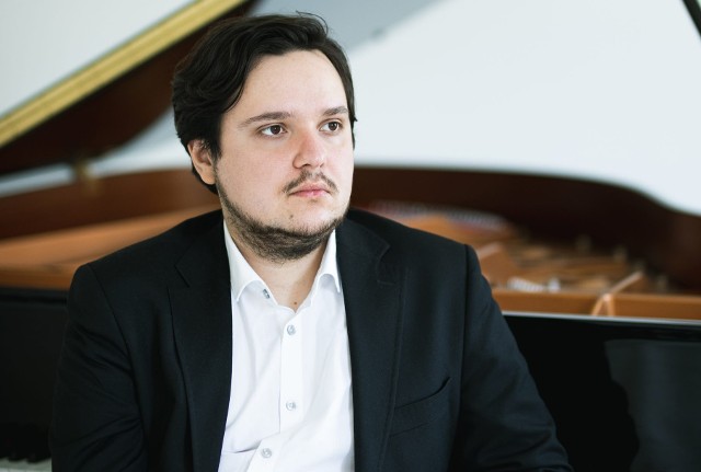 Jakub Kuszlik, pianista z Bochni, wystąpi w Konkursie Chopinowskim