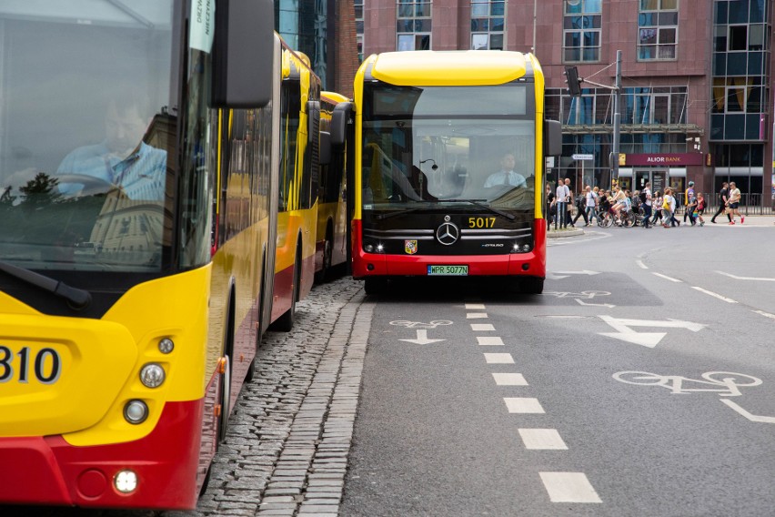 Elektryczny autobus rusza na testy na ulice Wrocławia...
