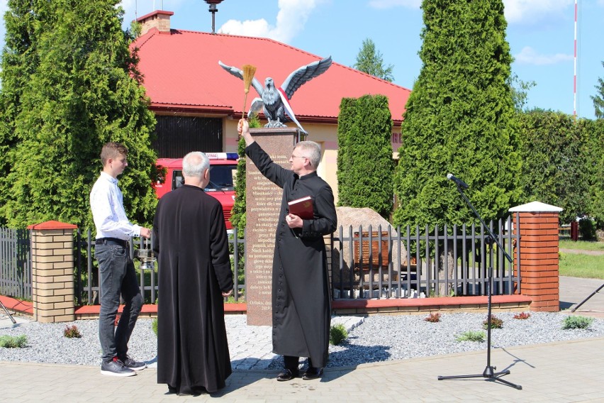 Mieszkańcy Orlisk mają Kamienną Drogę Krzyżową i pomnik Orła, symbolu swojej miejscowości (ZDJĘCIA)