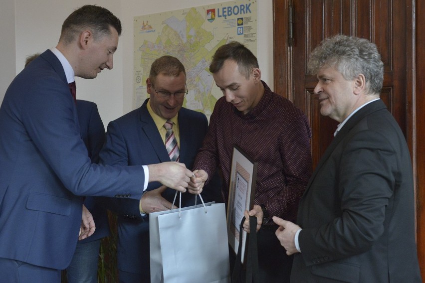 Marcin Staszczuk odebrał nagrodę za II miejsce w 60. Plebiscycie na Najpopularniejszego Sportowca Roku