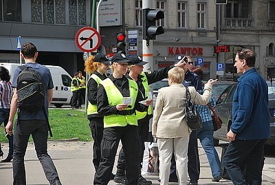 Europejski Dzień Bezpieczeństwa Ruchu Drogowego w Katowicach. Więcej patroli [ZDJĘCIA]
