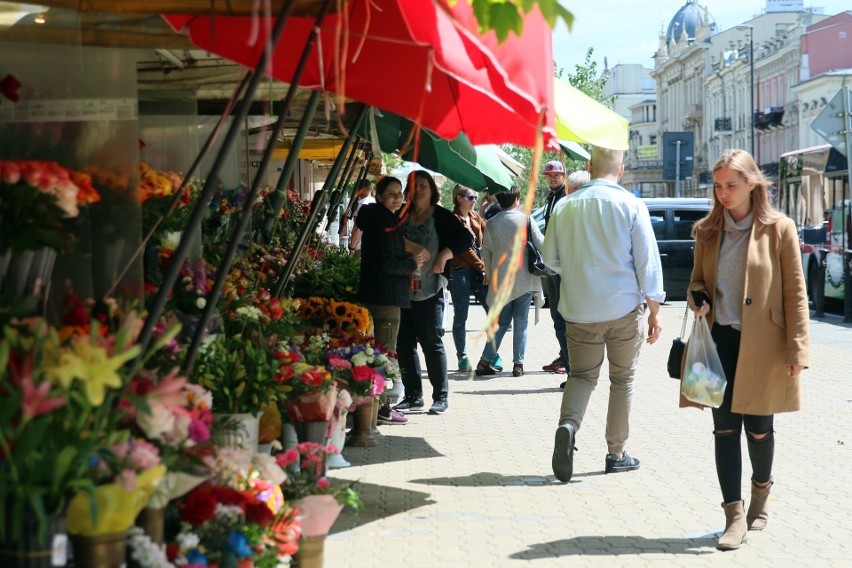 Dzień Matki w Lublinie. Przy popularnym murku z kwiatami były tłumy! Zobacz zdjęcia