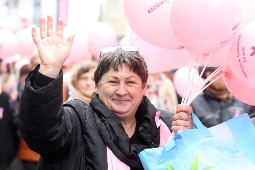 Marsz Różowej Wstążki w Gdyni, czyli profilaktyka nie boli [ZDJĘCIA]