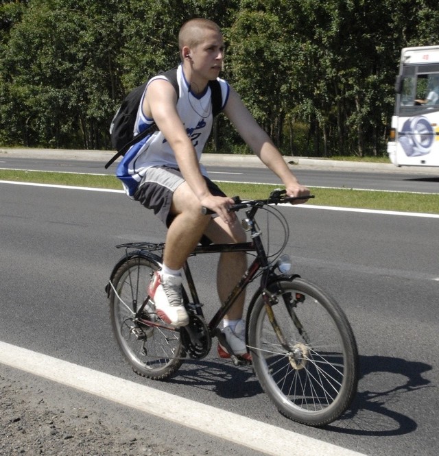 Mateusz Karbownik często jeździ niebezpieczną trasą.