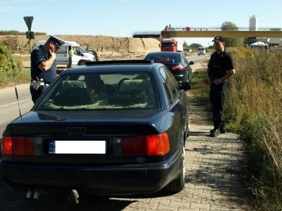 Policjanci kontrolowali kierowców.