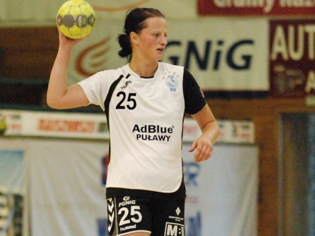 Kamila Skrzyniarz po pięciu latach gry w SPR Lublin, wróciła do Kielc.