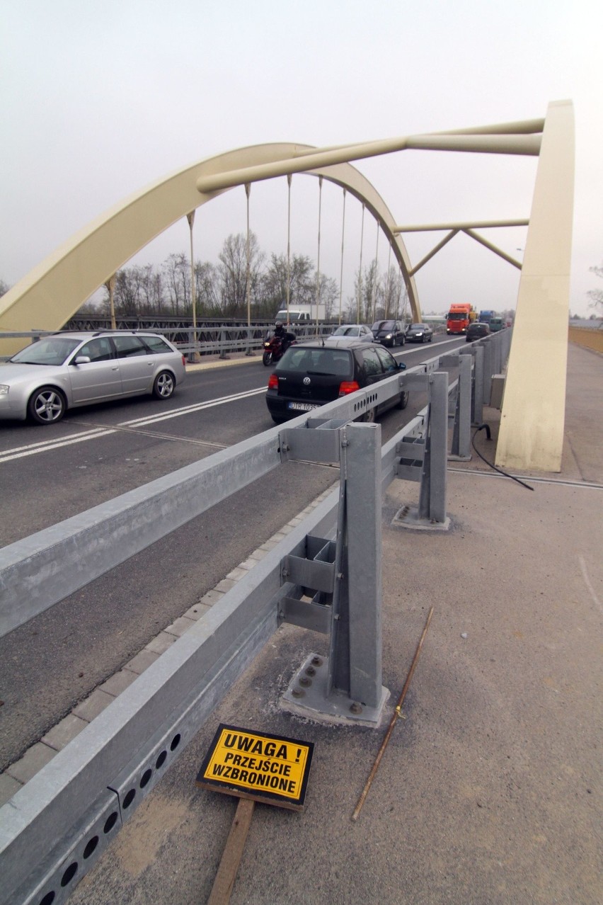 Most Widawski już otwarty po remoncie