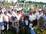 Piękne wieńce i dzielenie chlebem na dożynkach w gminie Łagów 