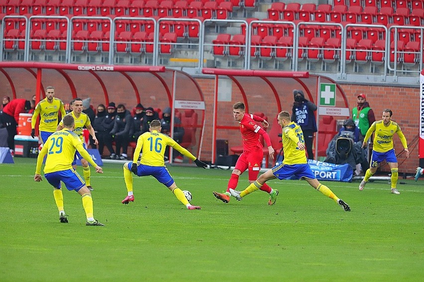 Arka Gdynia pokonała Koronę Kielce. Zobacz tabelę piłkarskiej I ligi