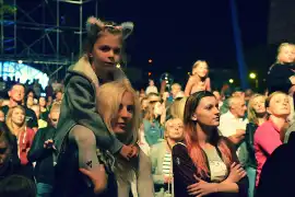 Disco pod Gwiazdami 2019 w Białymstoku. Najpiękniejsze dziewczyny na festiwalu. Zobacz zdjęcia!
