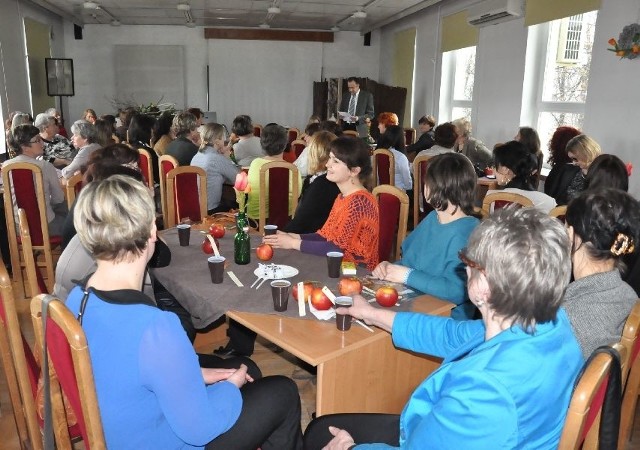 W I Forum Kobiet Aktywnych Ziemi Sandomierskiej uczestniczyły działaczki społeczne ze wszystkich gmin powiatu.