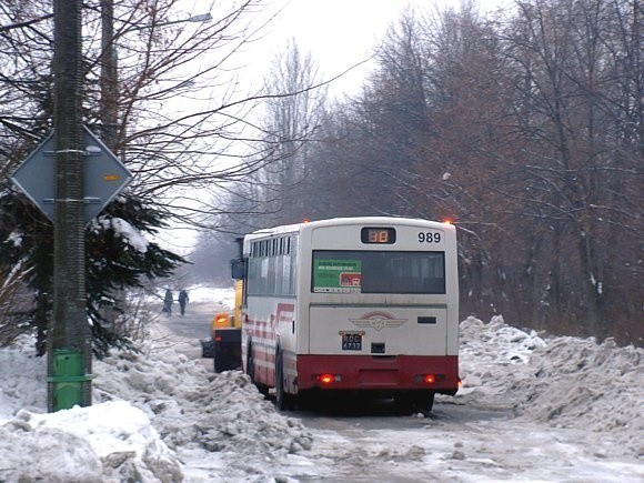 Od soboty autobusy linii 10 nie będą dojeżdżać tymczasowo do pętli końcowej na Wacynie. Utrudnienia odczują najbardziej studenci pobliskiego Kolegium Licencjackiego UMCS.