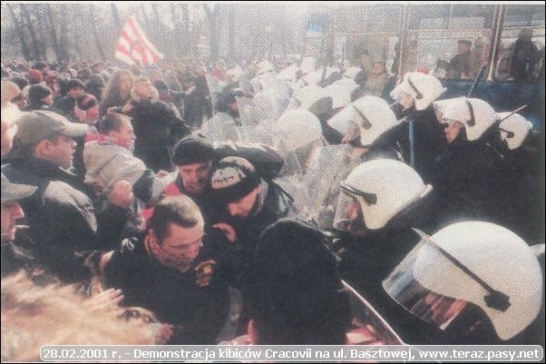 Dzień Kibica Cracovii. Zaczęło się 22 lata temu manifestacją na Basztowej
