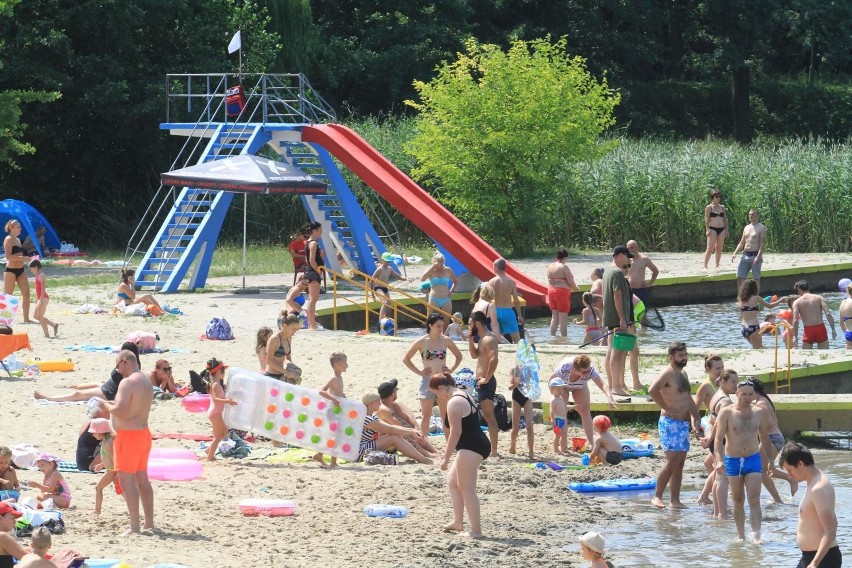 Otwarcie sezonu na części wrocławskich kąpieliskach i...