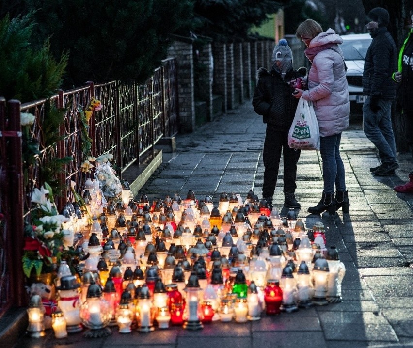 Tragiczny pożar, w którym życie straciło pięć młodych osób...